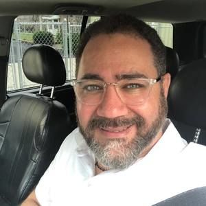 Meet your Posher, Emmanuel